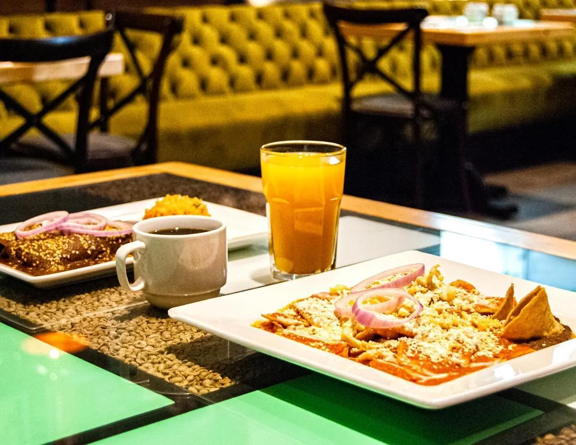 Ikonik Hotel Heroica Puebla de Zaragoza